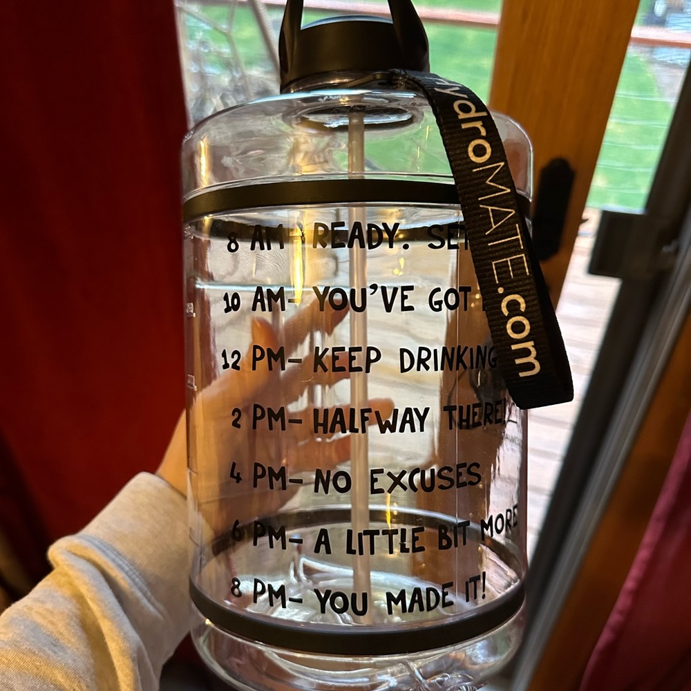 HydroMATE Gallon Water Bottle
